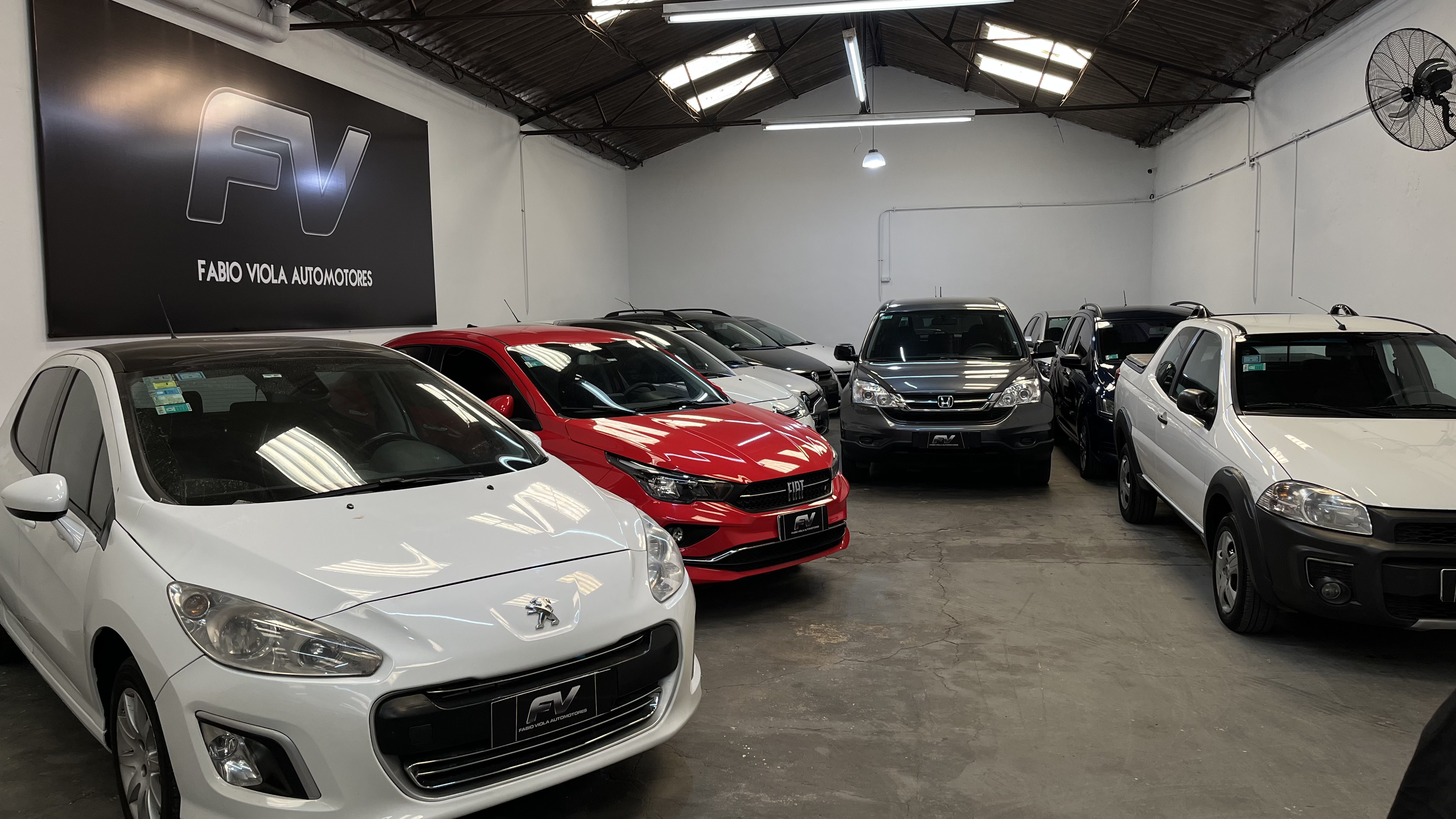 Showroom Adrogué - FV Automotores